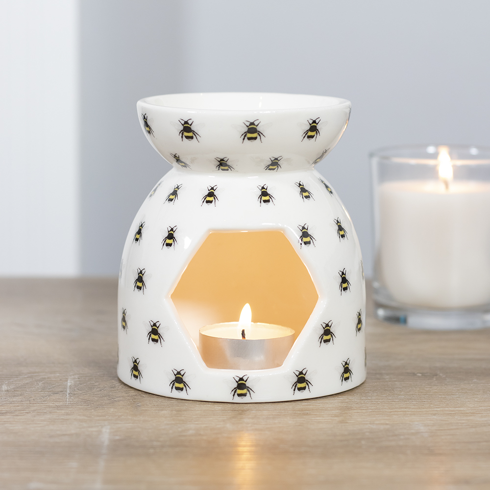 All Over Bee Print Oil Burner2