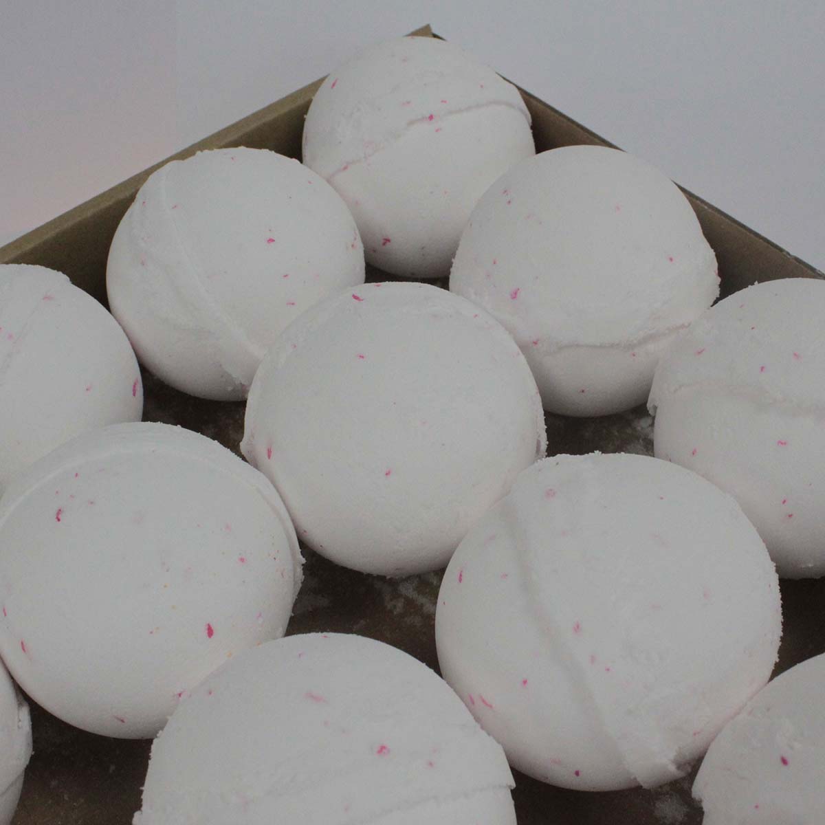 Coconut Dream - Jumbo Bath Bomb1