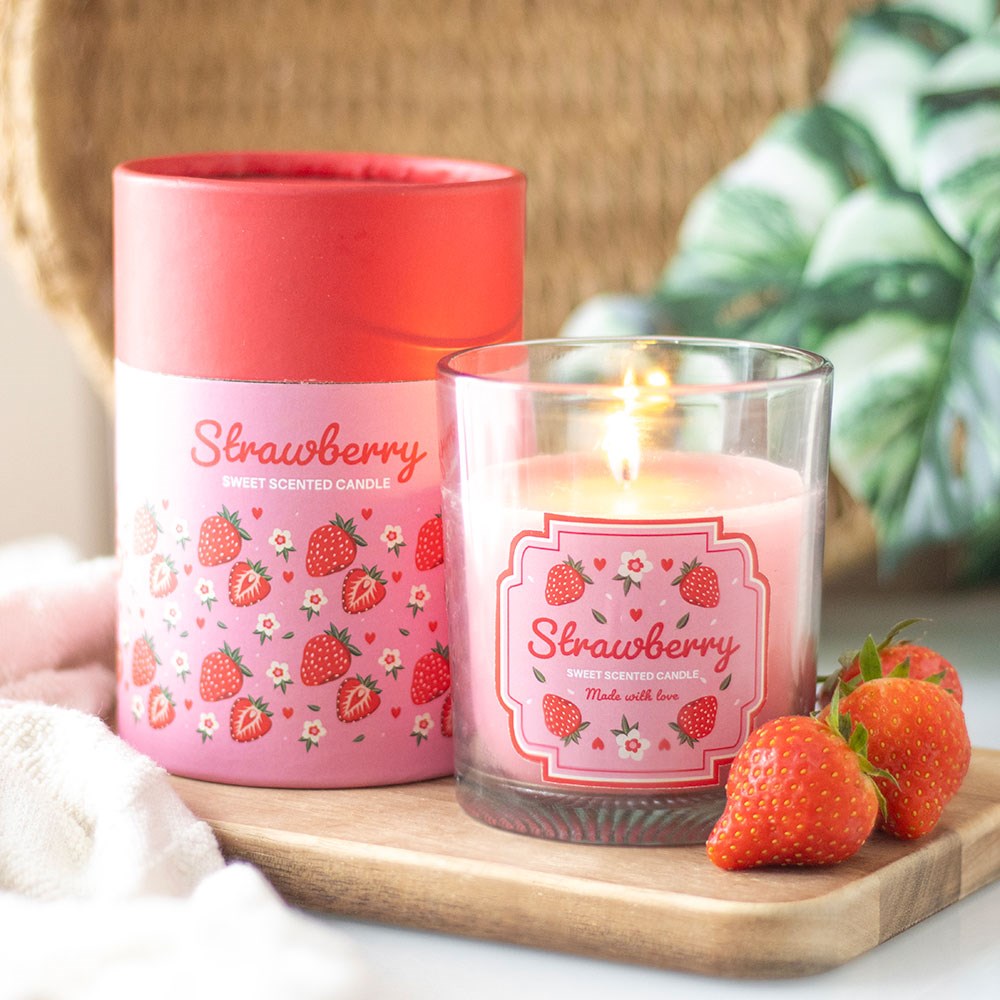 Strawberry Scented Candle3