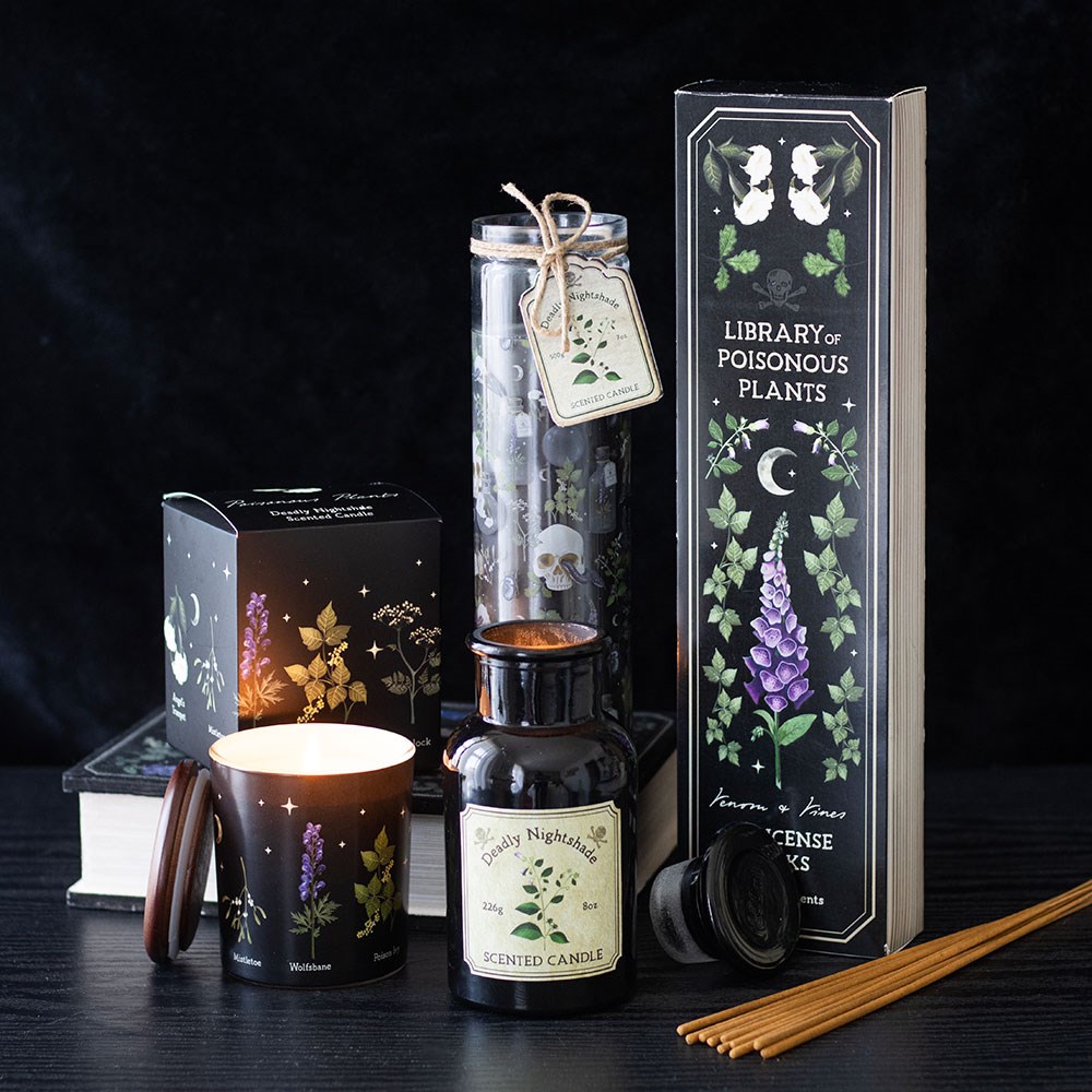 Deadly Nightshade Apothecary Candle4
