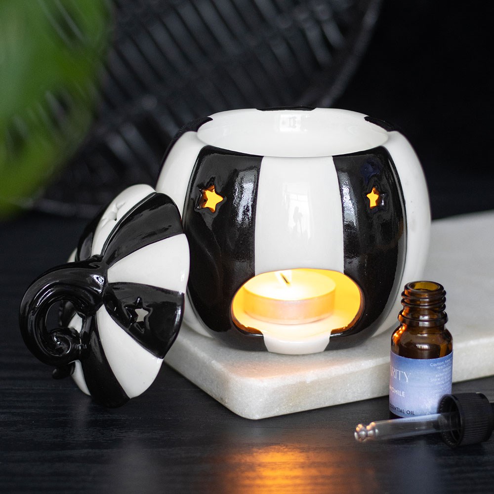 Black & White Striped Pumpkin Oil Burner5