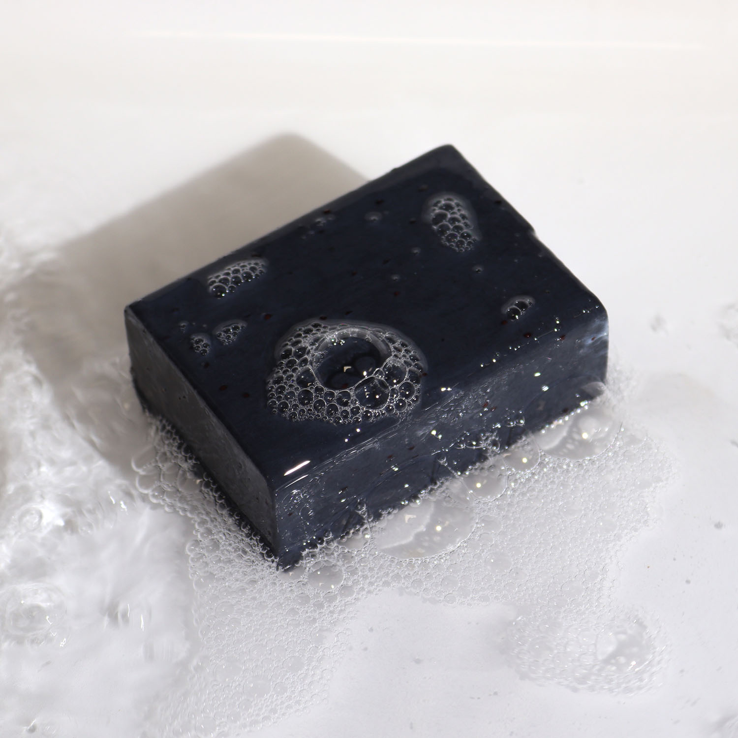 Klay Soap - Bergamot, Vetiver and Sandalwood3