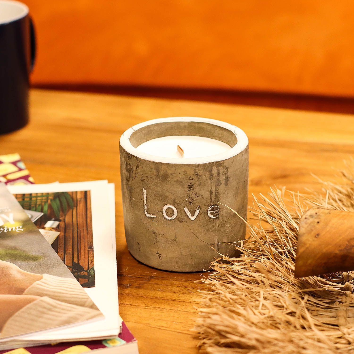 Purple Fig & Cassis Scented Concrete Candle Pot with Wooden Wick6