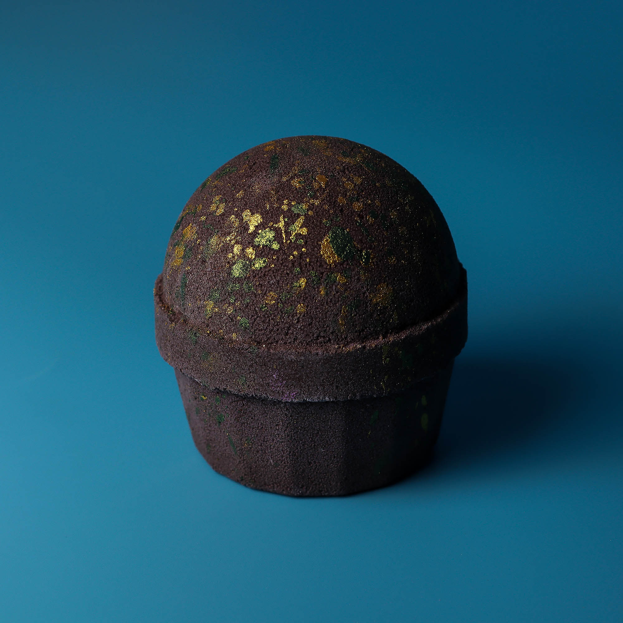 Dubai Bath Bomb - Emerald Oudh Truffle1