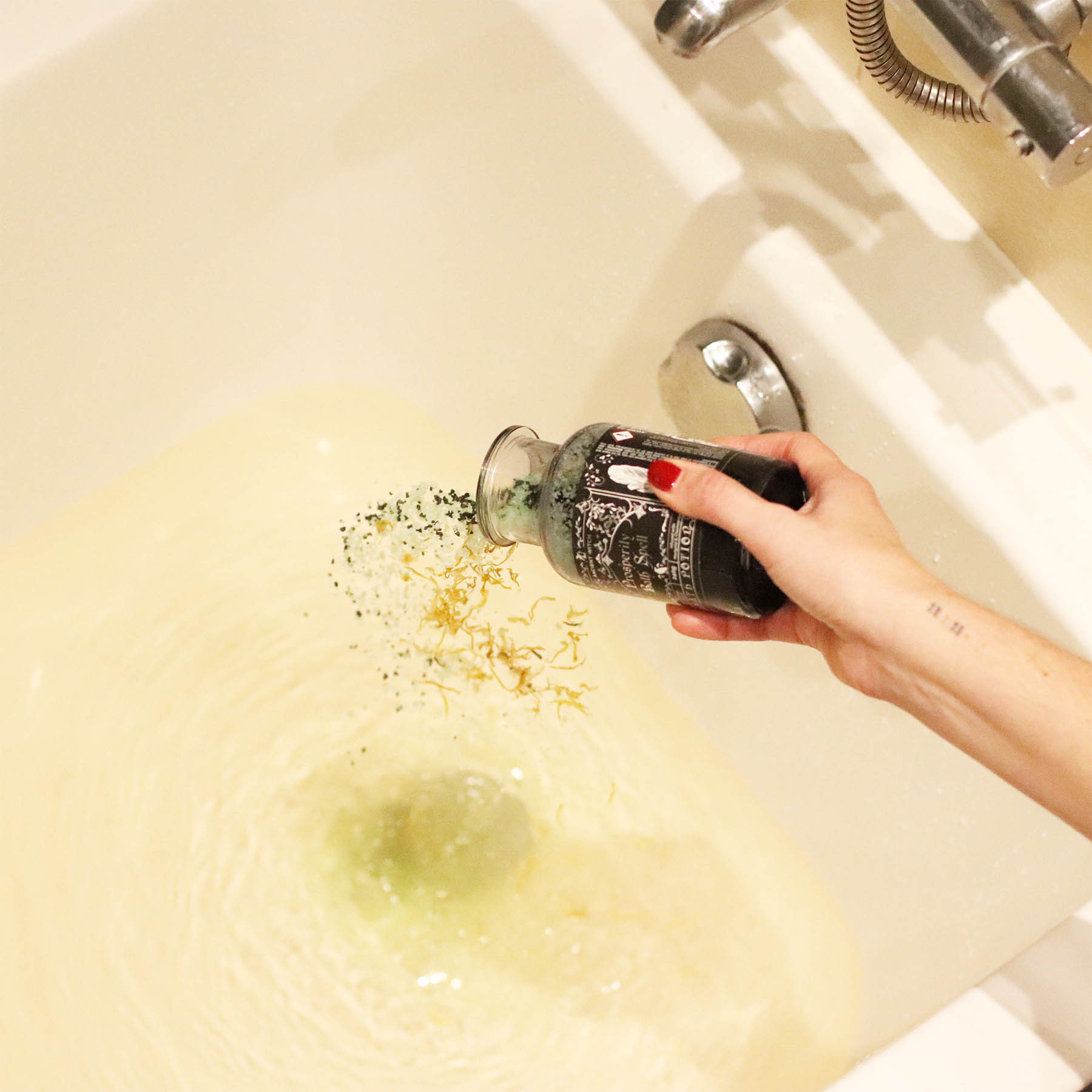 Ancient Witch Prosperity Bath Spell Potion – With Real Aventurine6