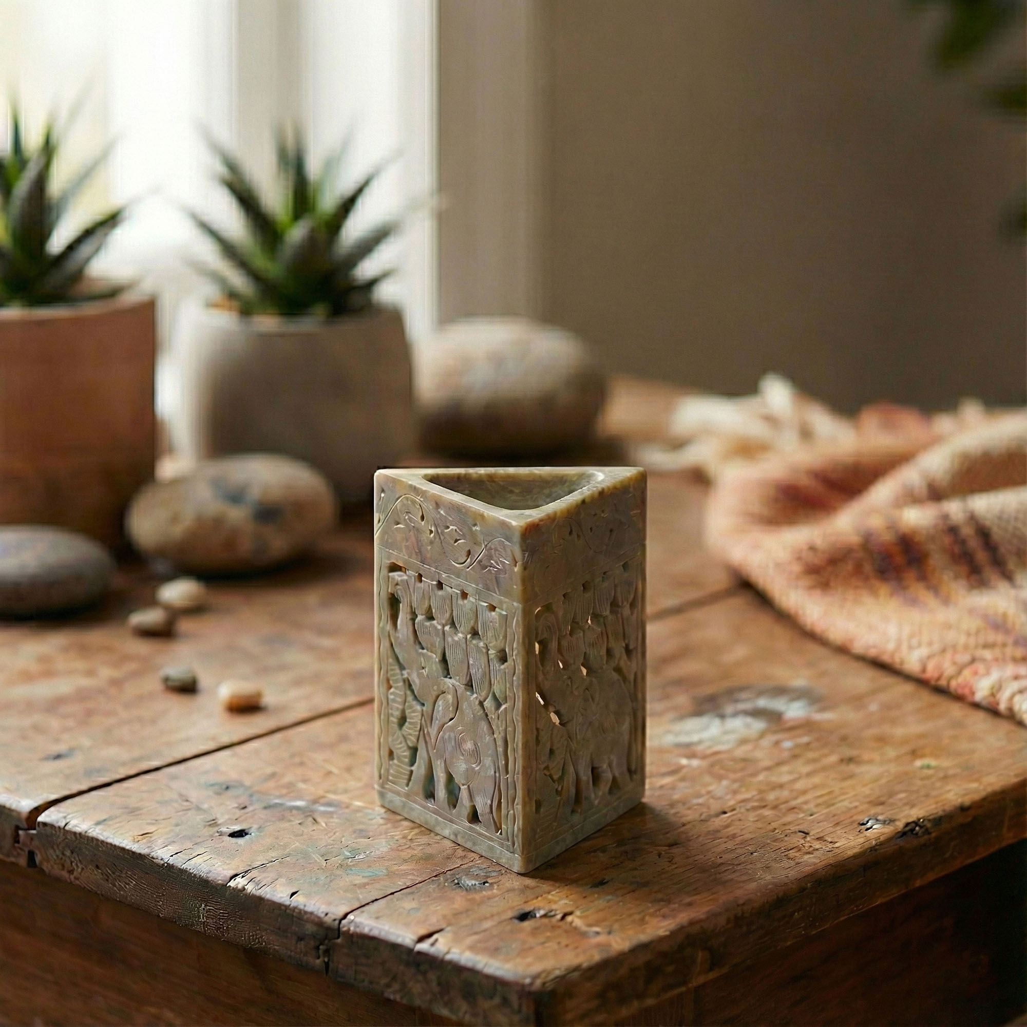 Hand-Carved Soapstone Oil Burner & Wax Warmer - Triangle Elephant Design2