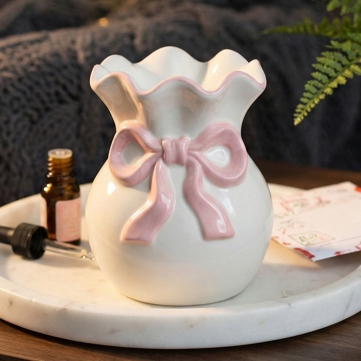 White and Pink Bow Ceramic Oil Burner