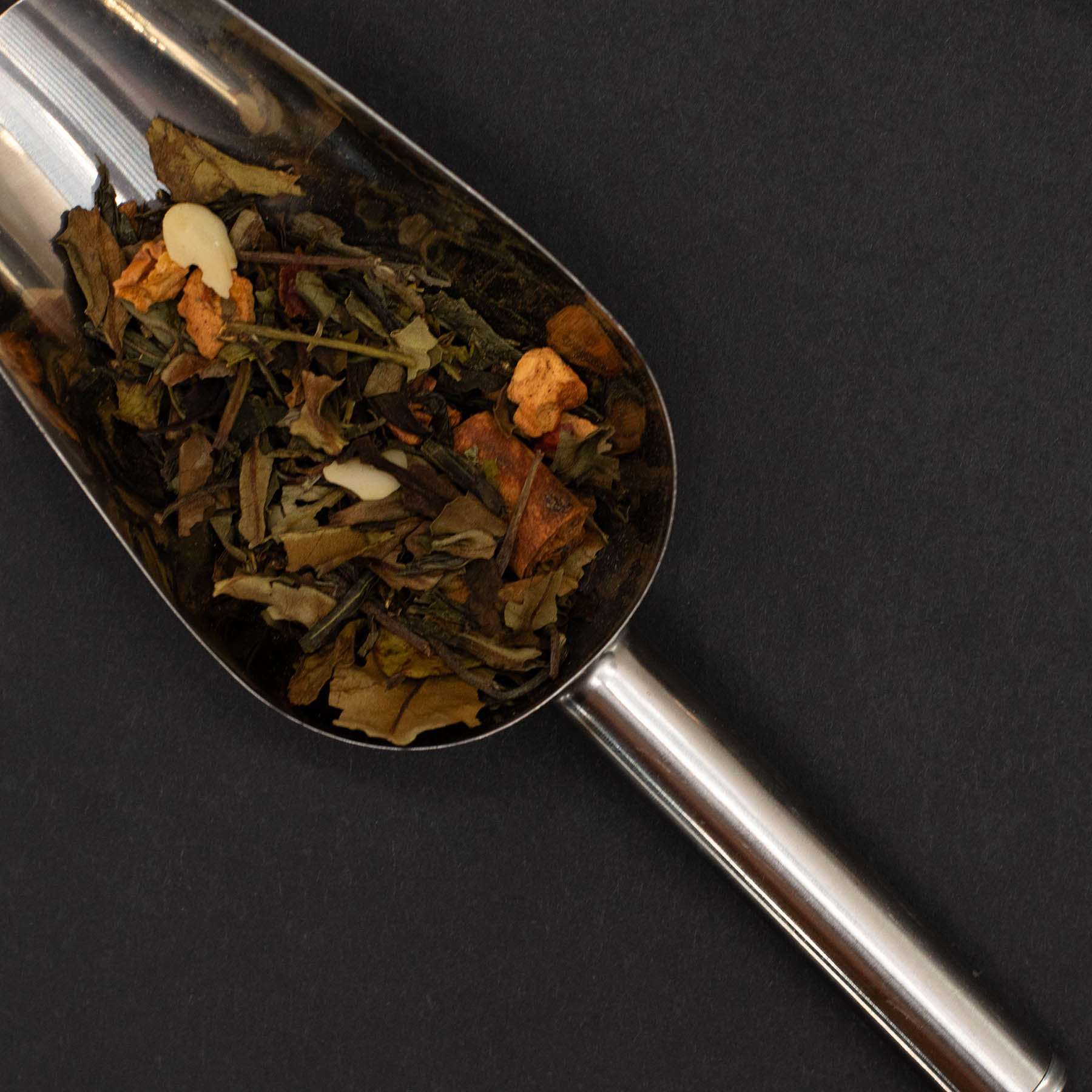 Mandala Leaves Serenity Souk Blend – Loose Leaf Green Tea with Mint, Rose & Mallow (50g Tin)8