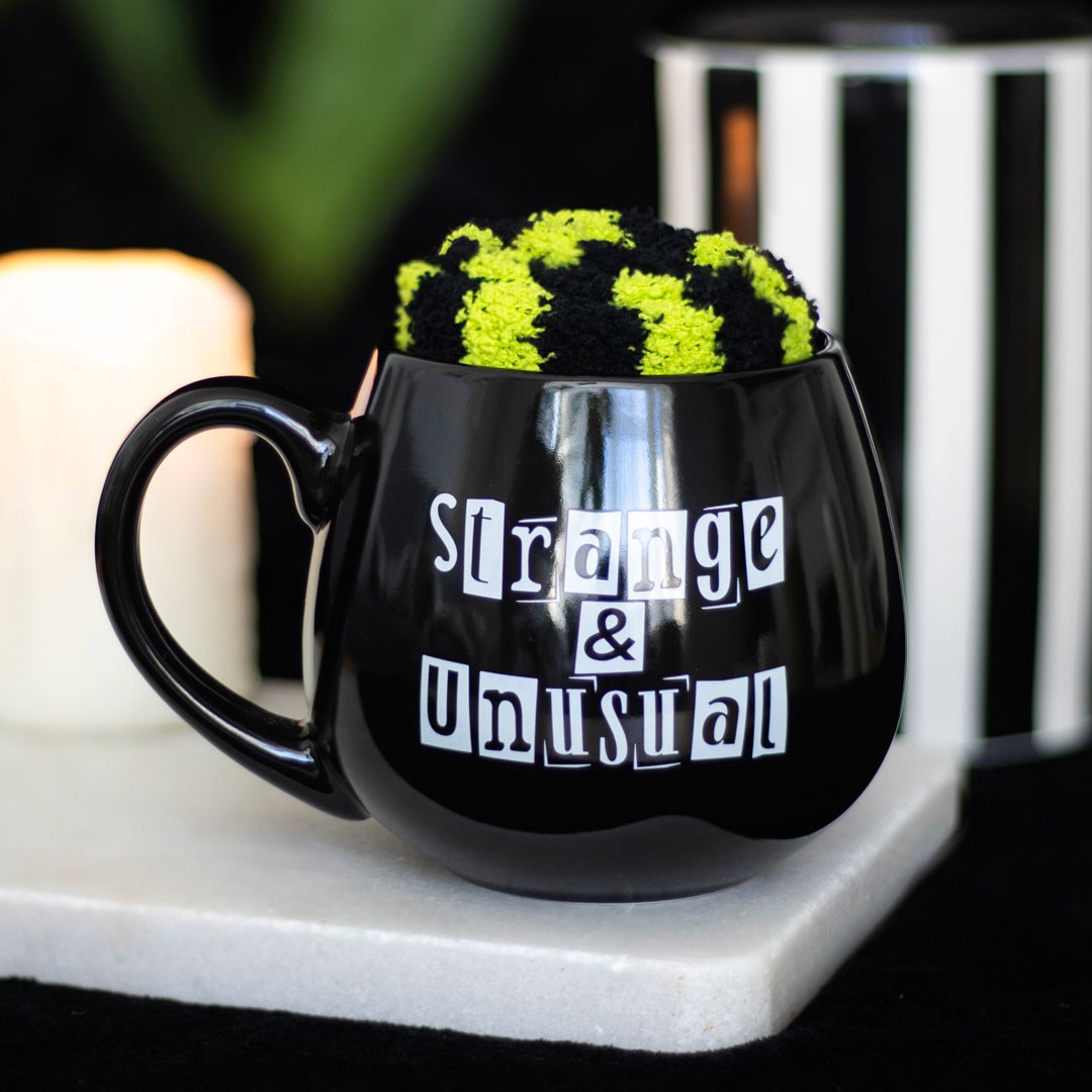 Strange & Unusual Mug & Socks Gift Set - 500ml3