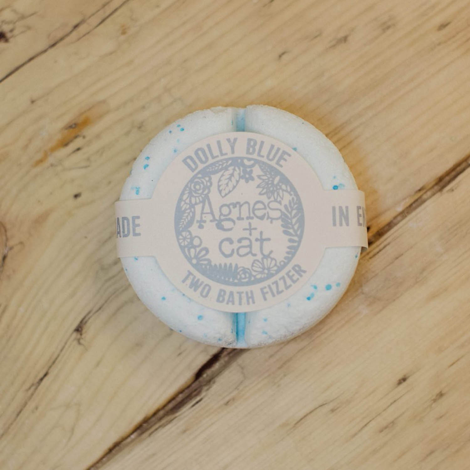 Agnes & Cat Two Bath Fizzer - Dolly Blue3