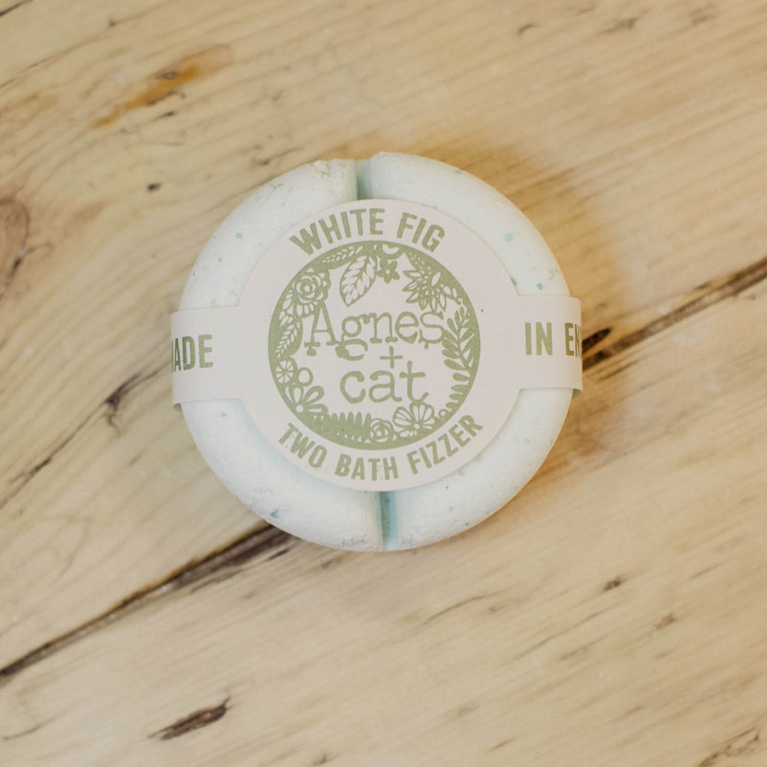 Agnes & Cat Two Bath Fizzer - White Fig2