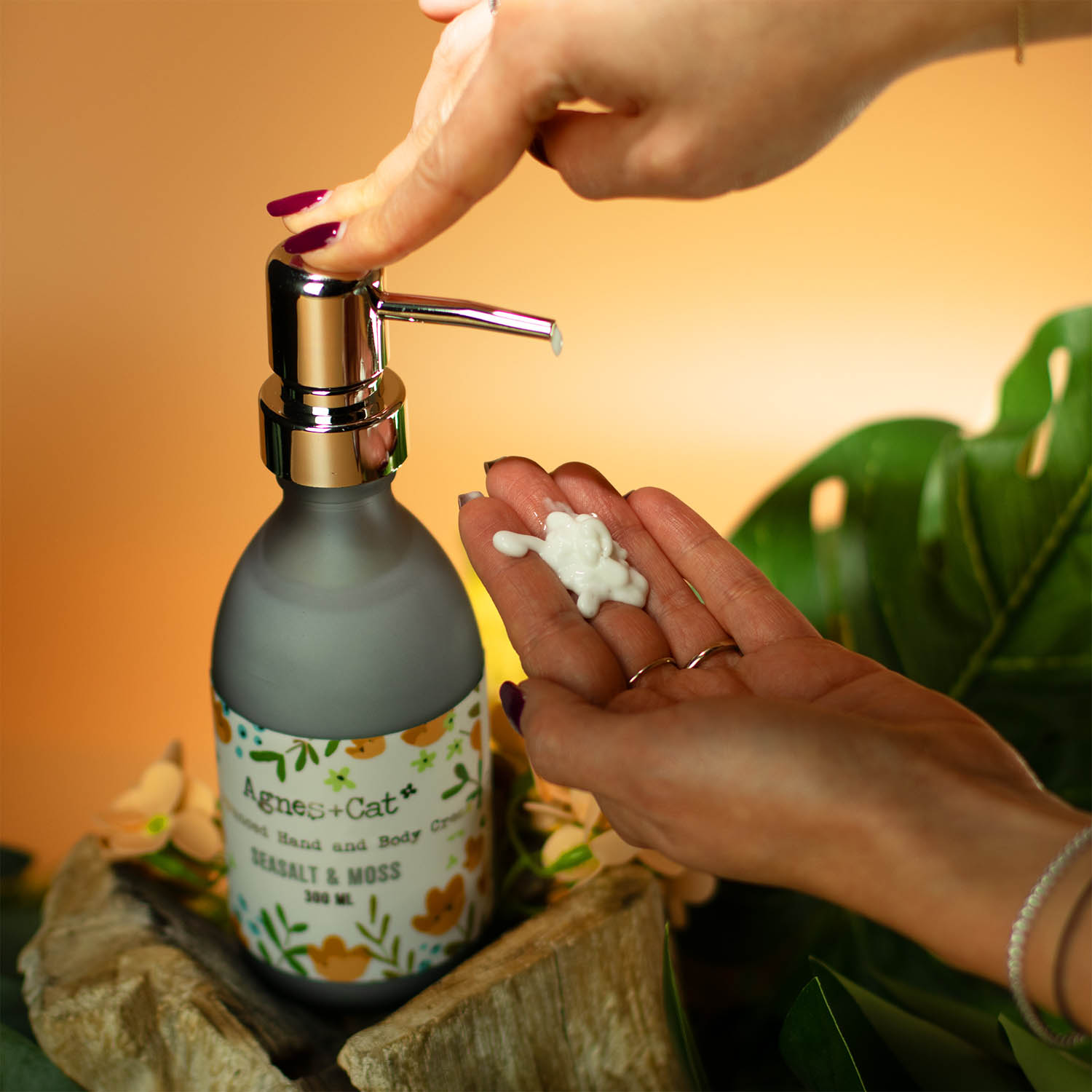 Agnes & Cat Hand & Body Cream - Sea Salt & Moss (300ml)3