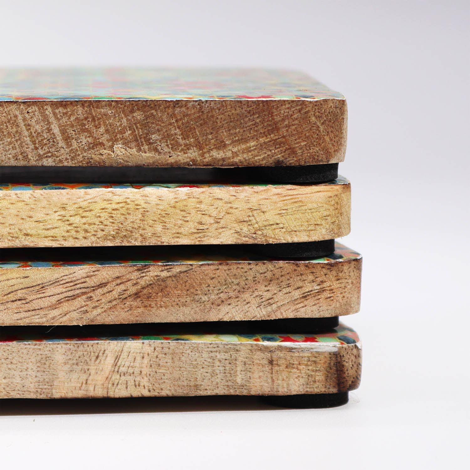 Set of 4 Mango Wood Coasters - Mediterranean Tile Pattern3