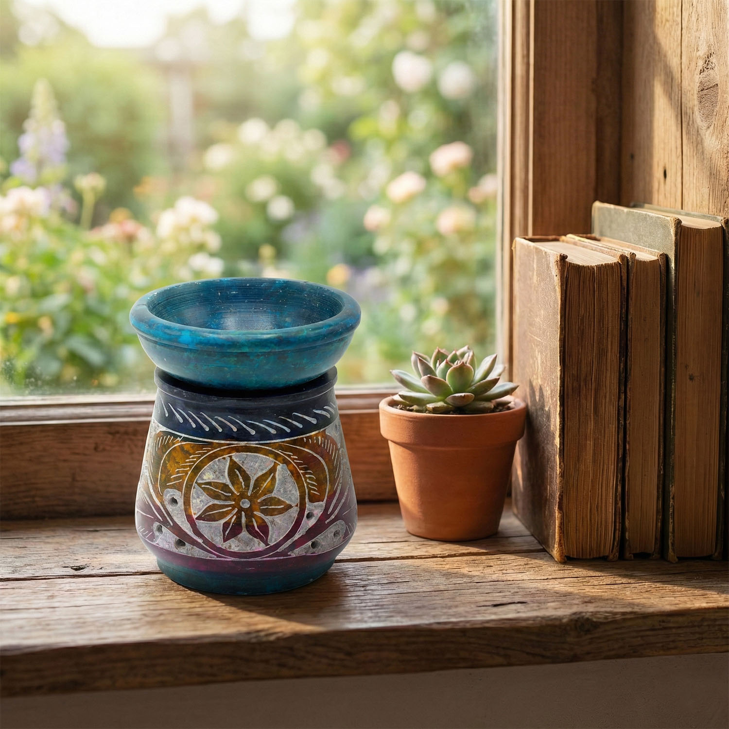 Small Soapstone Oil Burner & Wax Warmer - Carved Flower (8cm)2