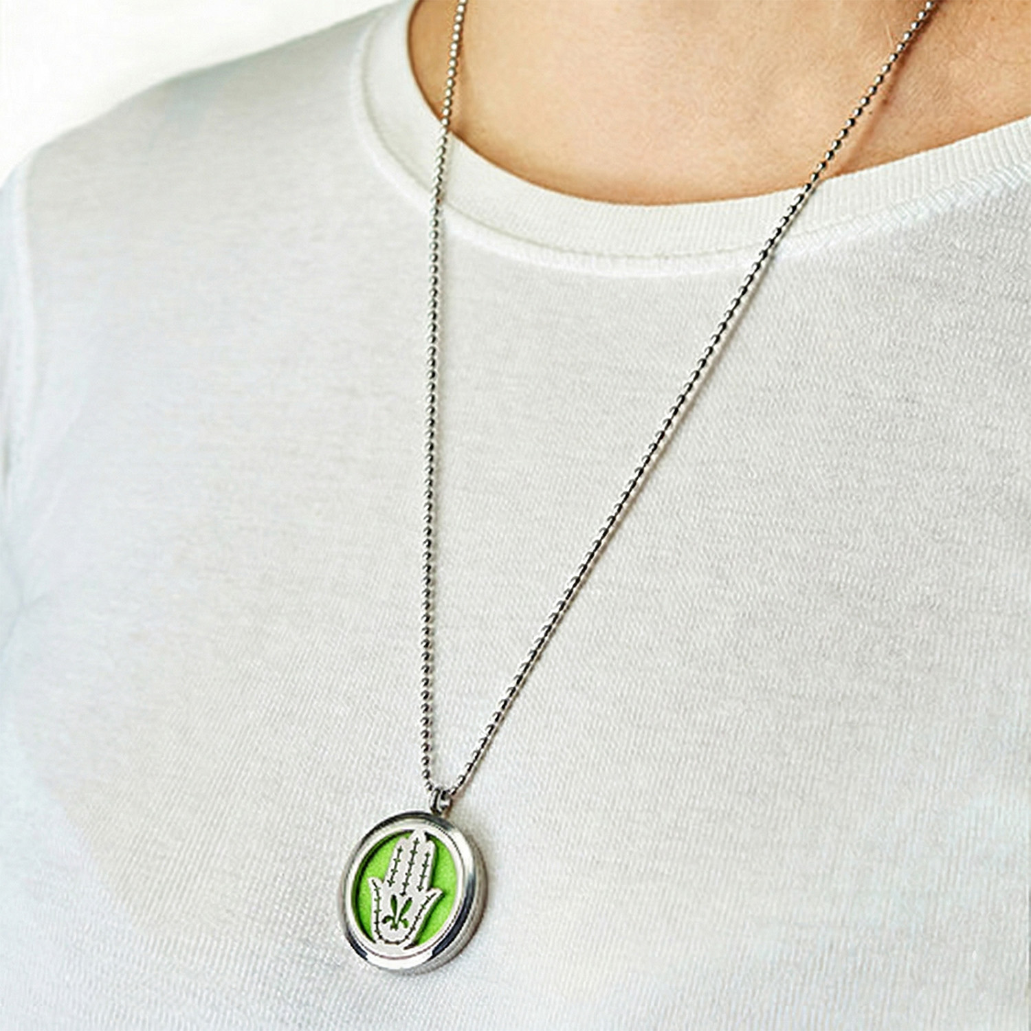 Aromatherapy Diffuser Necklace - Hand of Fatima (30mm Stainless Steel)4