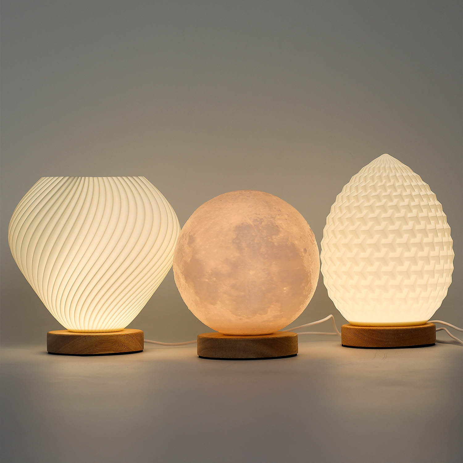 New Wave Shell Twisted Table Lamp – Dimmable USB Ambient Light with Wooden Base6
