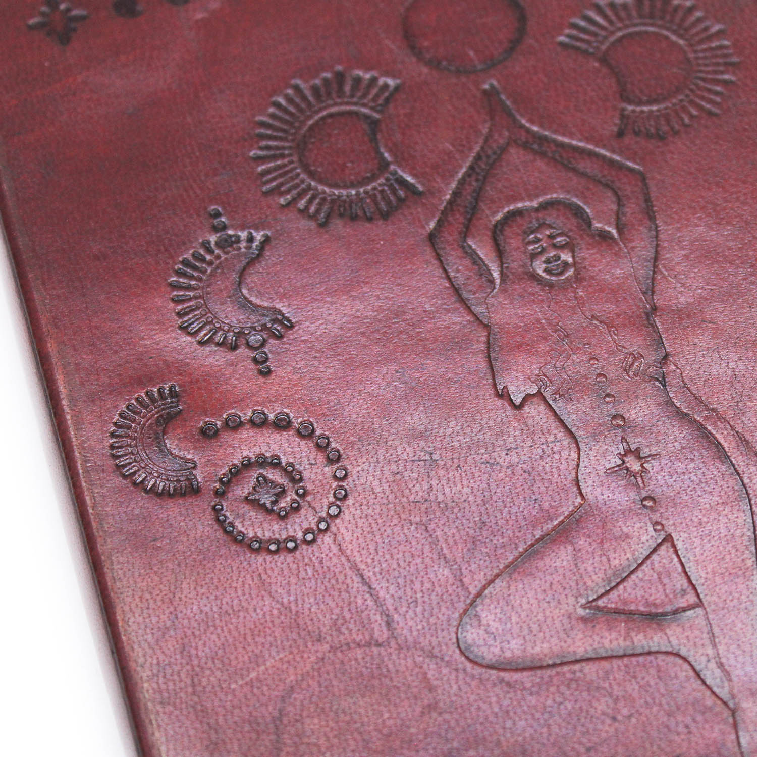 Handmade Cosmic Goddess Leather Journal - Vegetable Tanned (20 x 15 cm)1