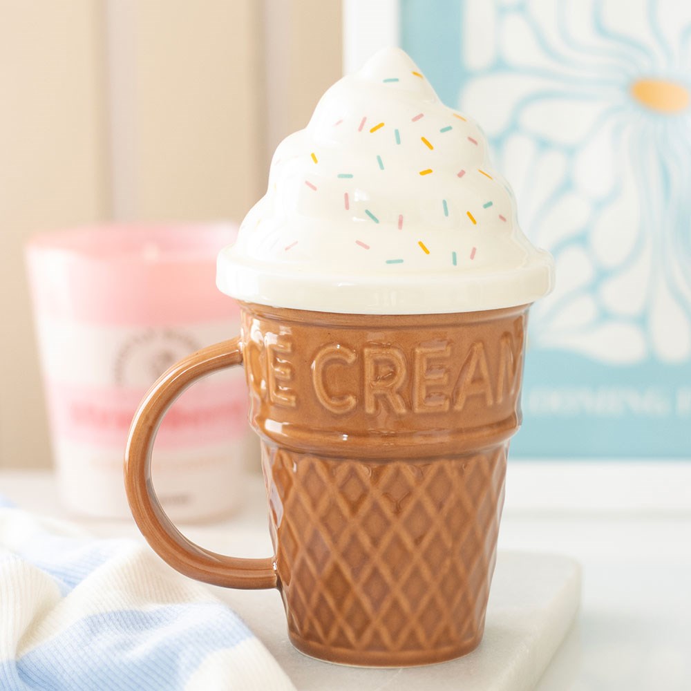 Ice Cream Cone Mug with Sprinkle Lid (500ml)4
