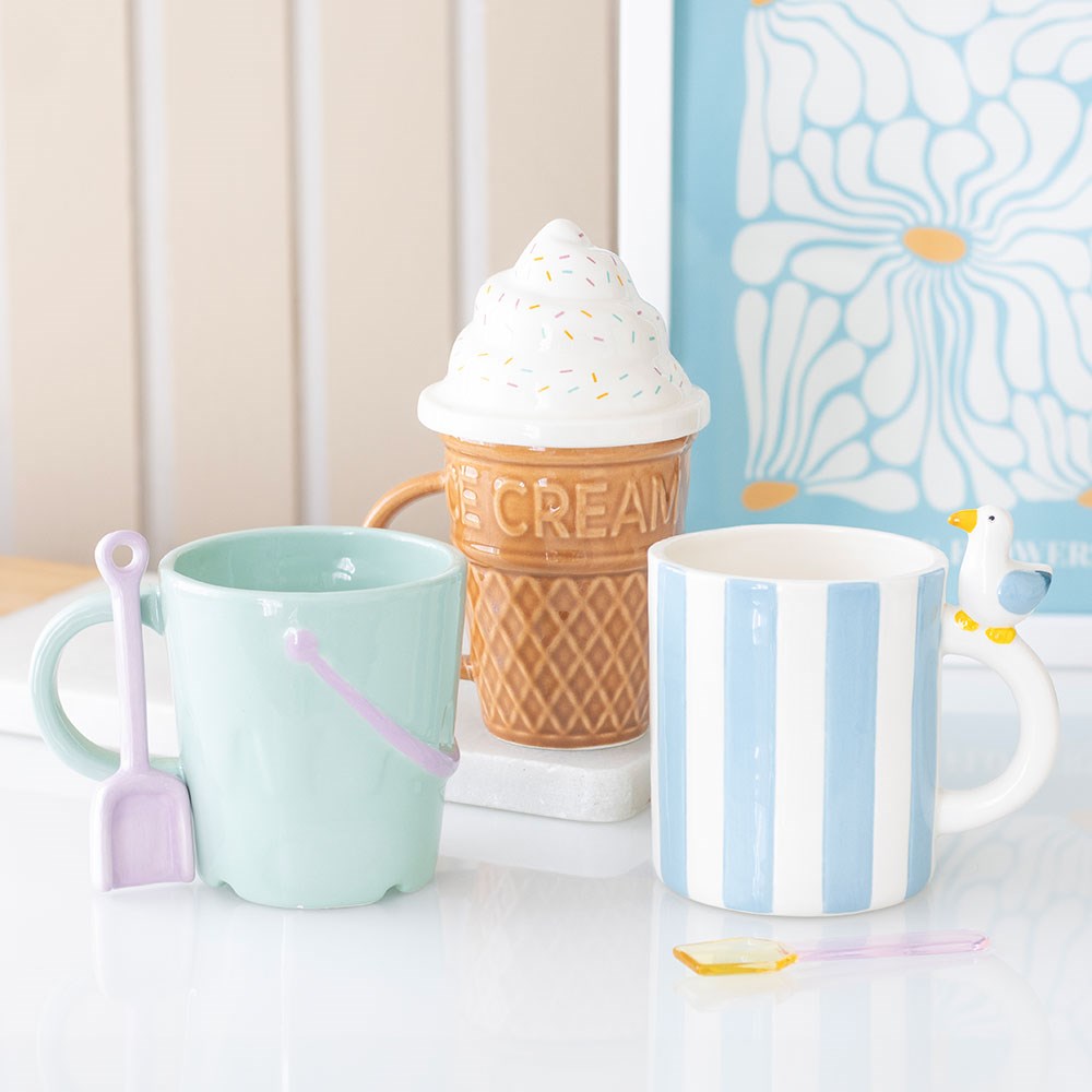 Ice Cream Cone Mug with Sprinkle Lid (500ml)5