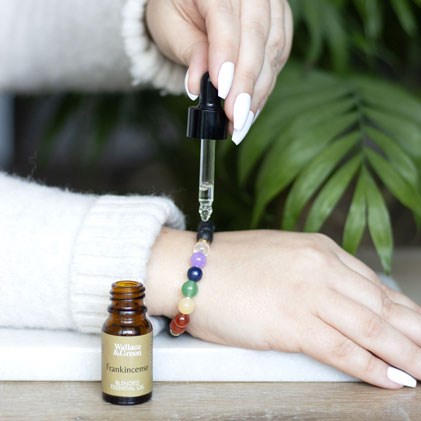 Seven Chakras Gemstone & Lava Bead Essential Oil Bracelet Gift Set2