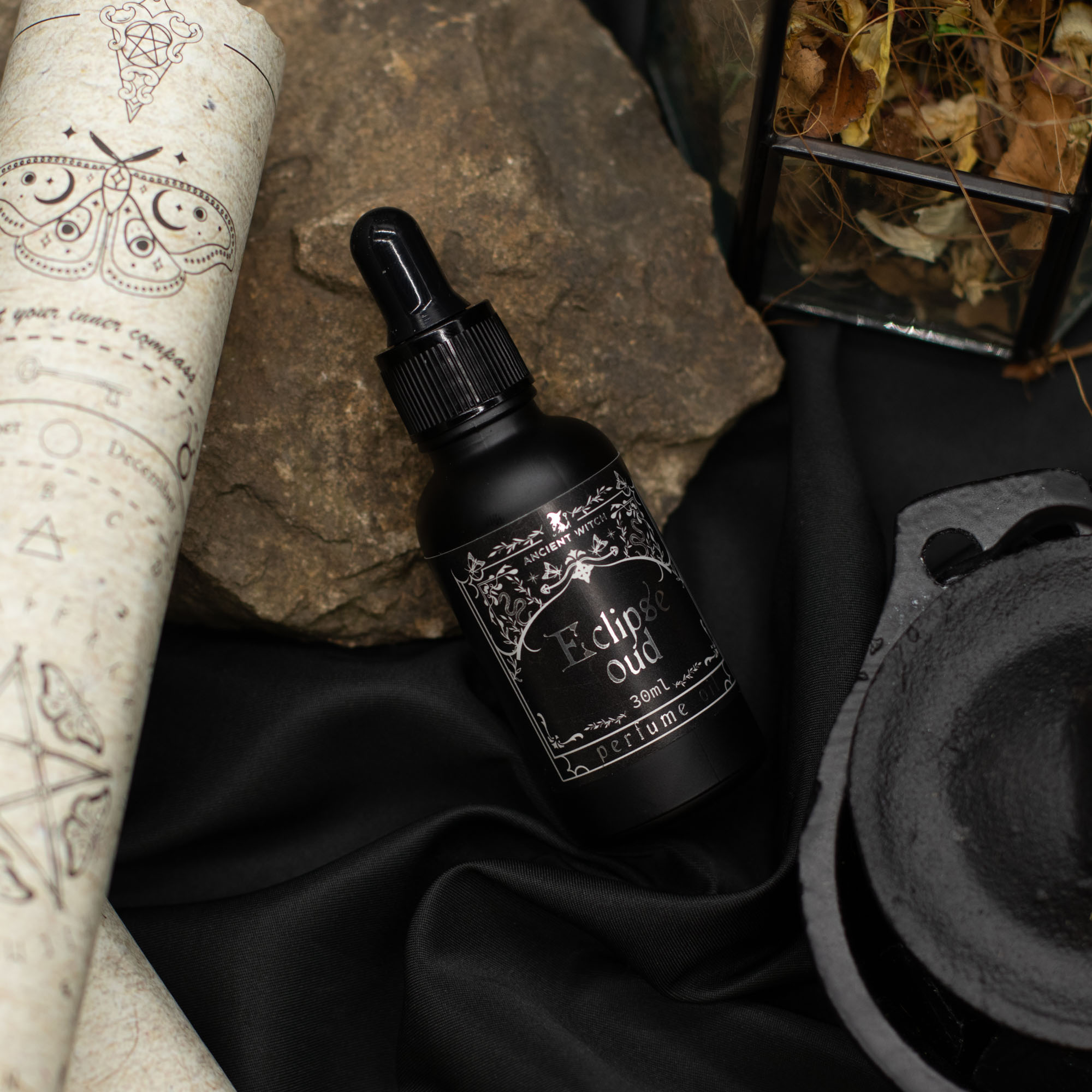 Ancient Witch Perfume Oil - Eclipse Oud (30ml)6