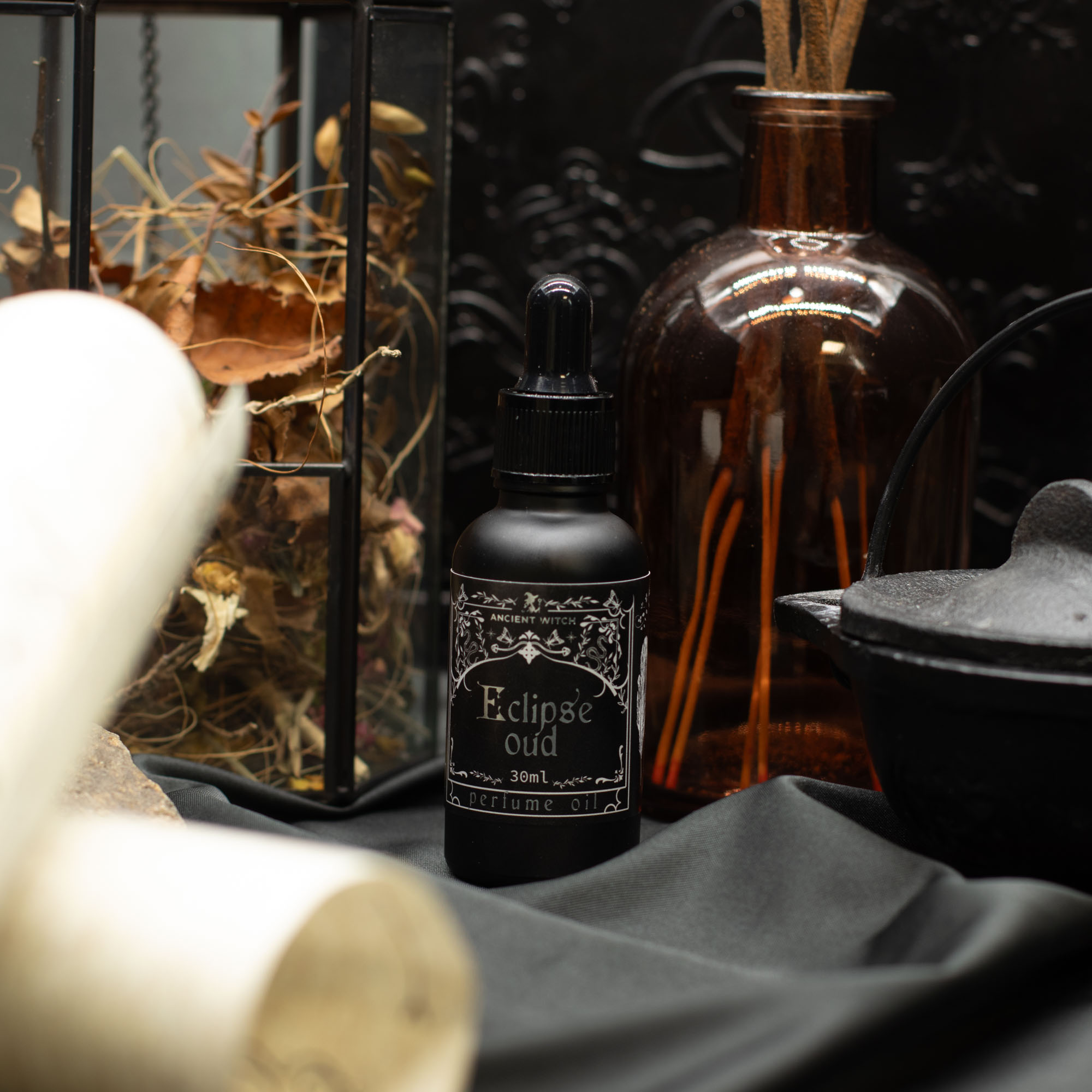 Ancient Witch Perfume Oil - Eclipse Oud (30ml)7