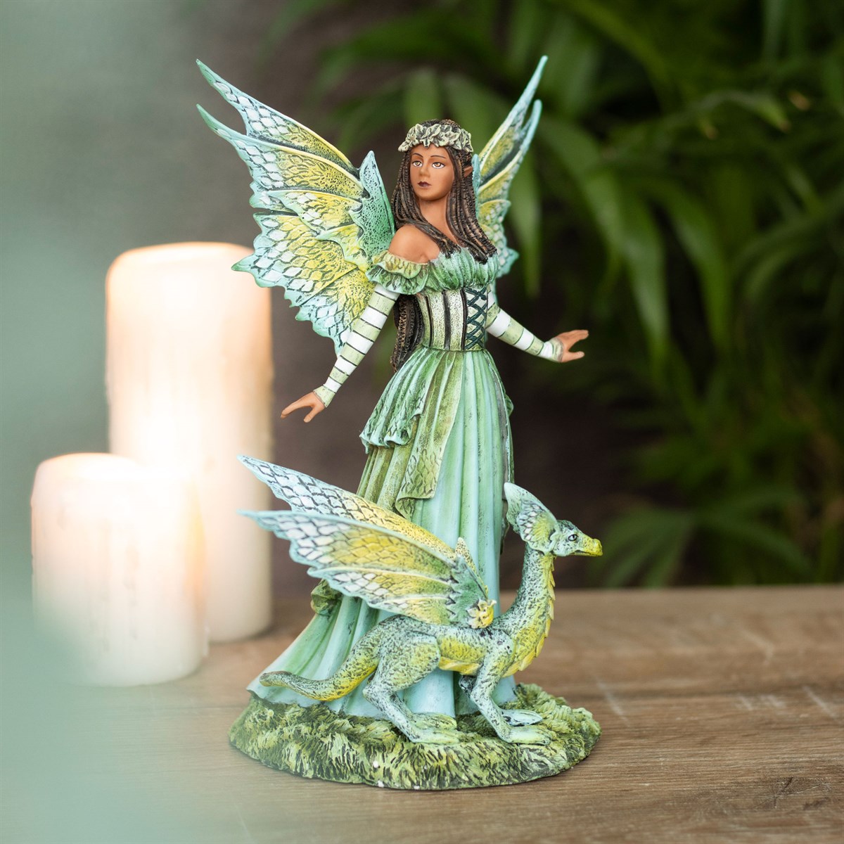 'Jewel of the Forest' Fairy Figurine by Amy Brown - 22cm4