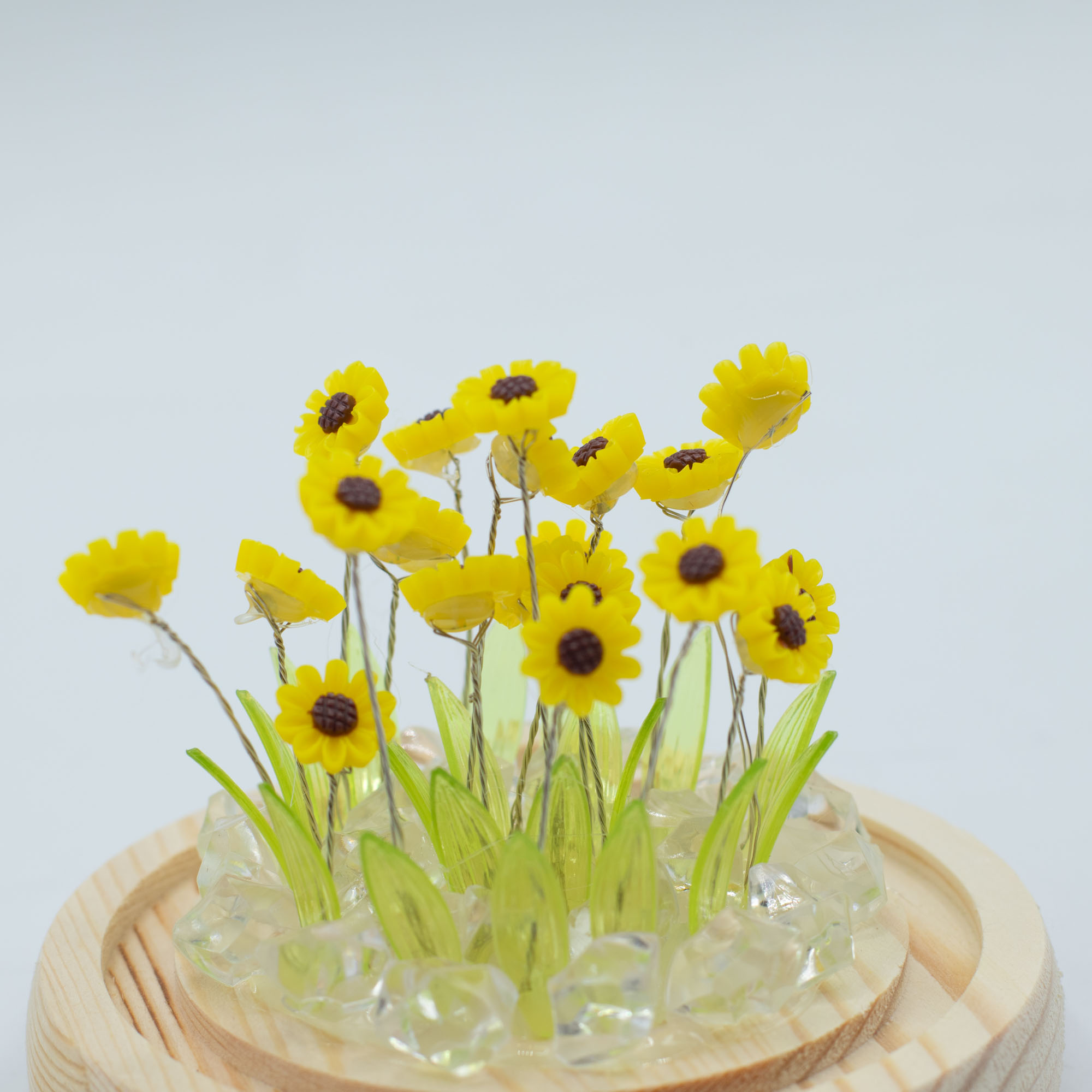 Floral Glow Garden Dome - 20 Yellow LED Sunflowers - USB Powered Glass Night Light2