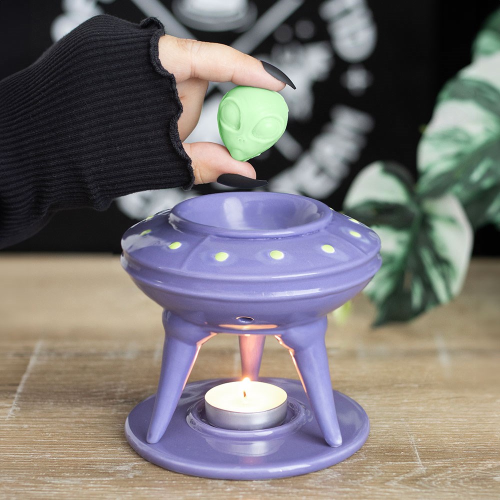 UFO Wax Burner with Lime Alien Wax Melt4