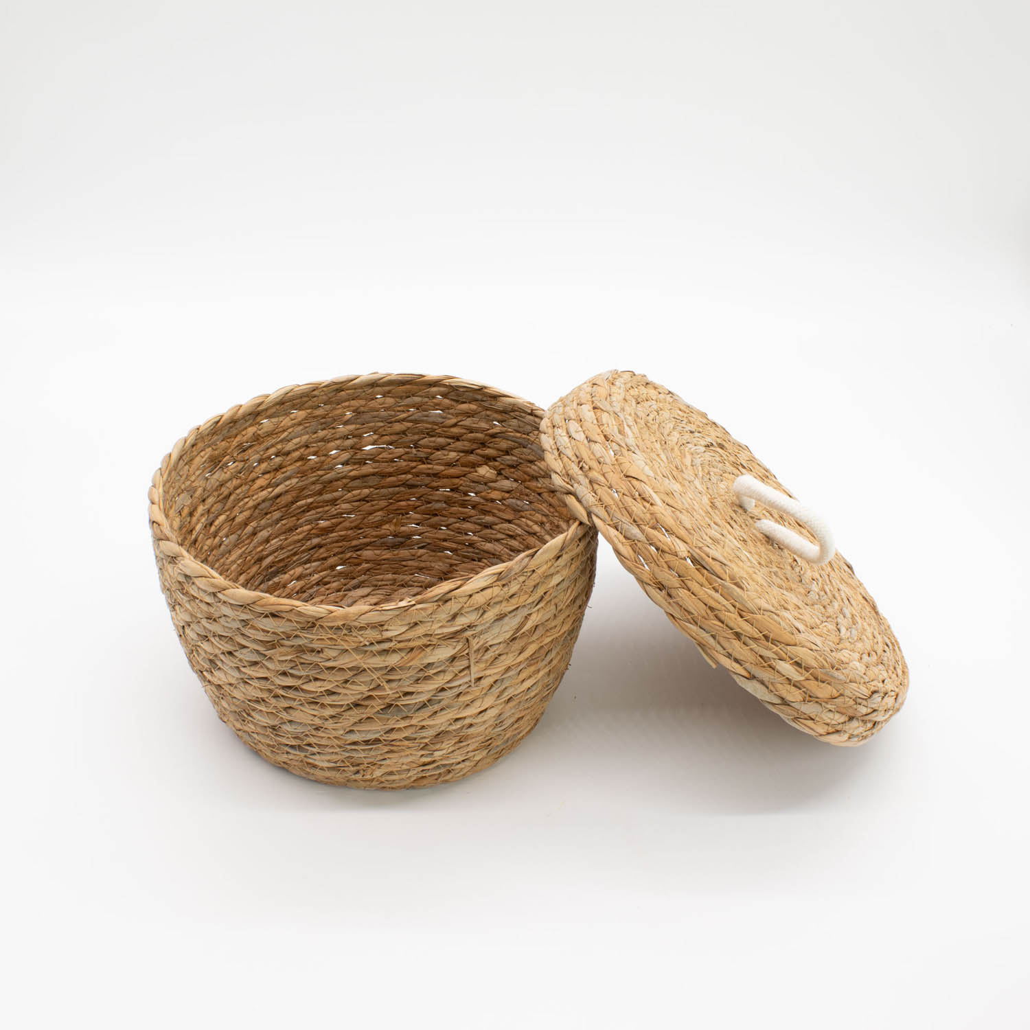 Set of 3 Natural Seagrass Round Storage Baskets with Lids3