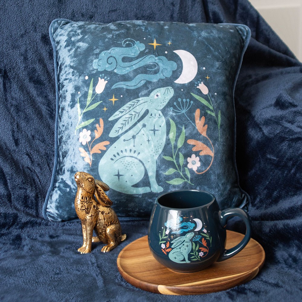 Rounded Midnight Hare Mug in Dark Blue (400ml)5