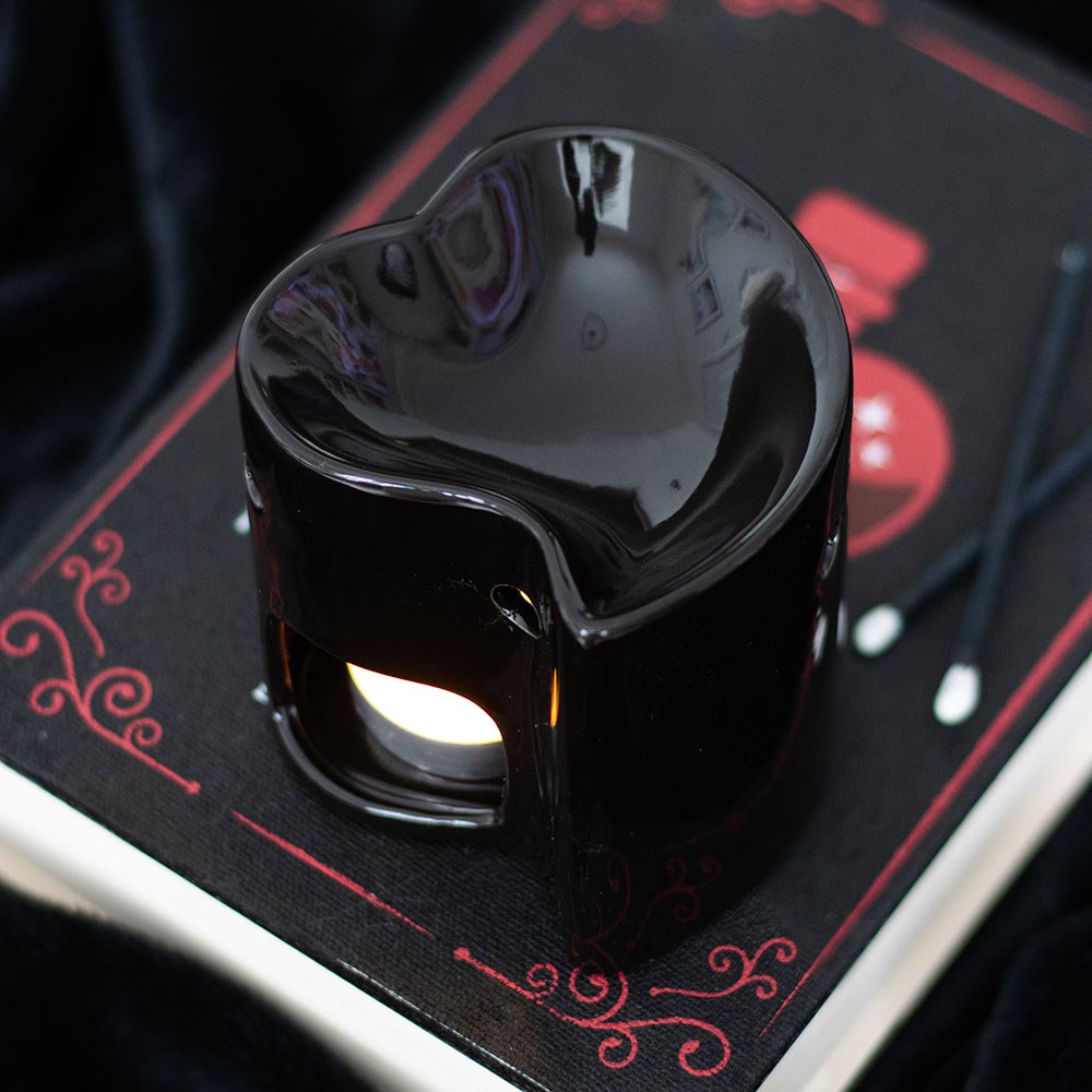 Black Heart Oil Burner & Wax Warmer3