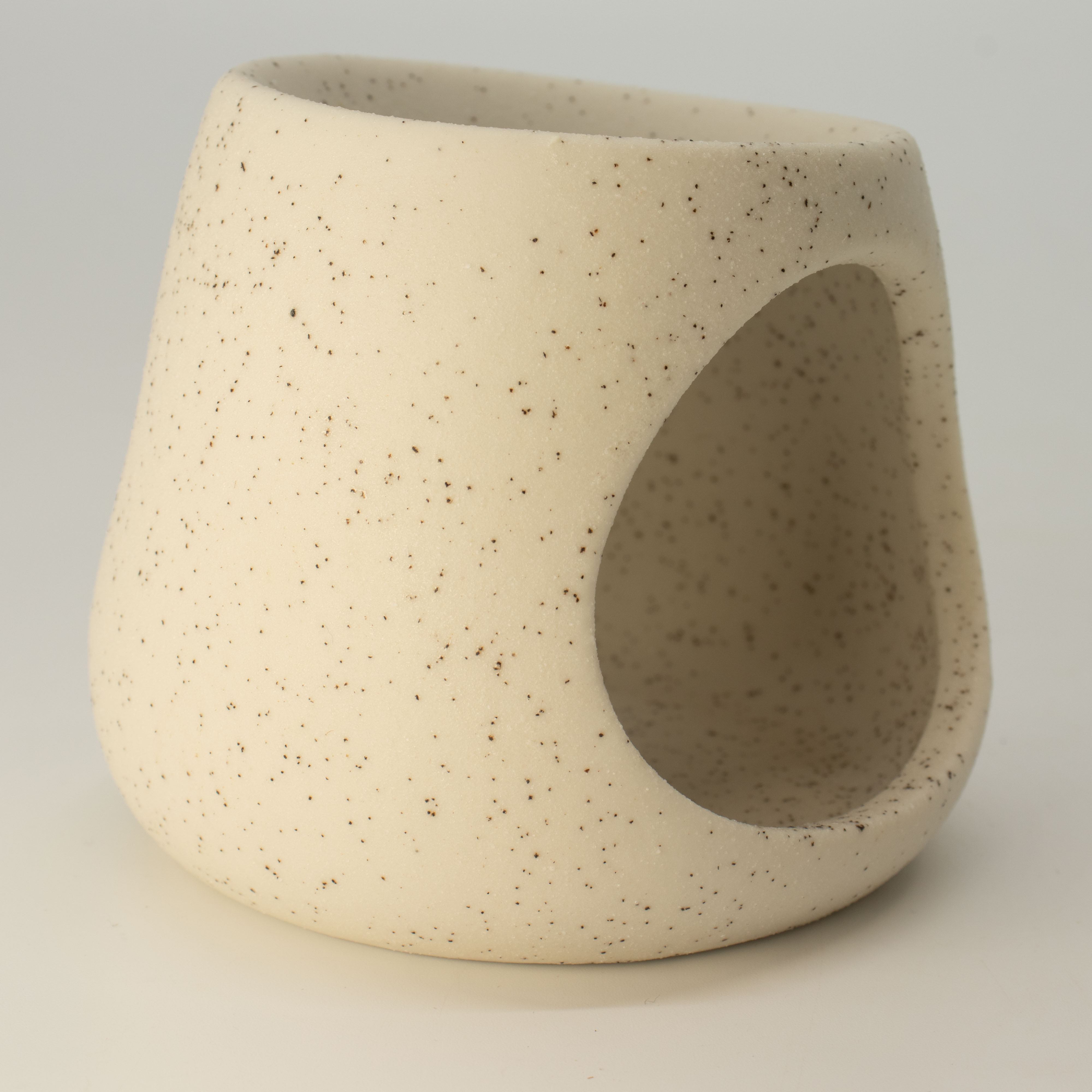 Round Speckled Off-White Zen Ceramic Oil Burner & Wax Melt Warmer3
