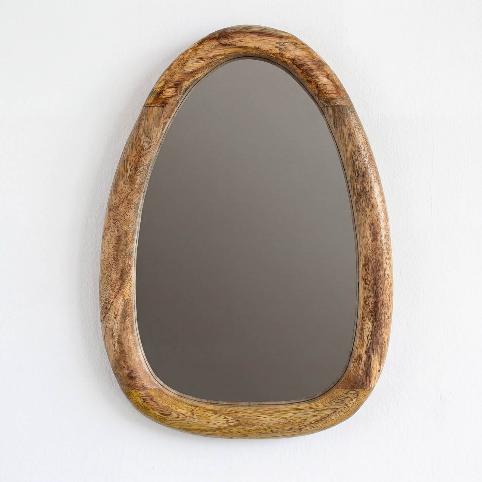 Set of 3 Mango Wood Pebble Mirrors – Light Wood Finish4