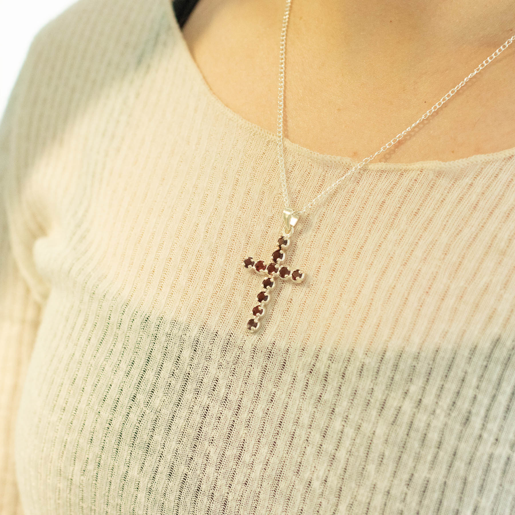 Natural Garnet Cross Pendant with 45cm Silver-Plated Chain4