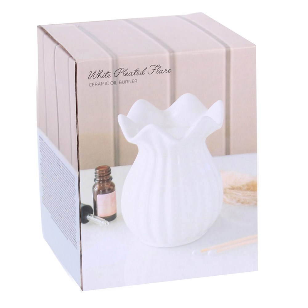 White Pleated Flare Ceramic Oil Burner4