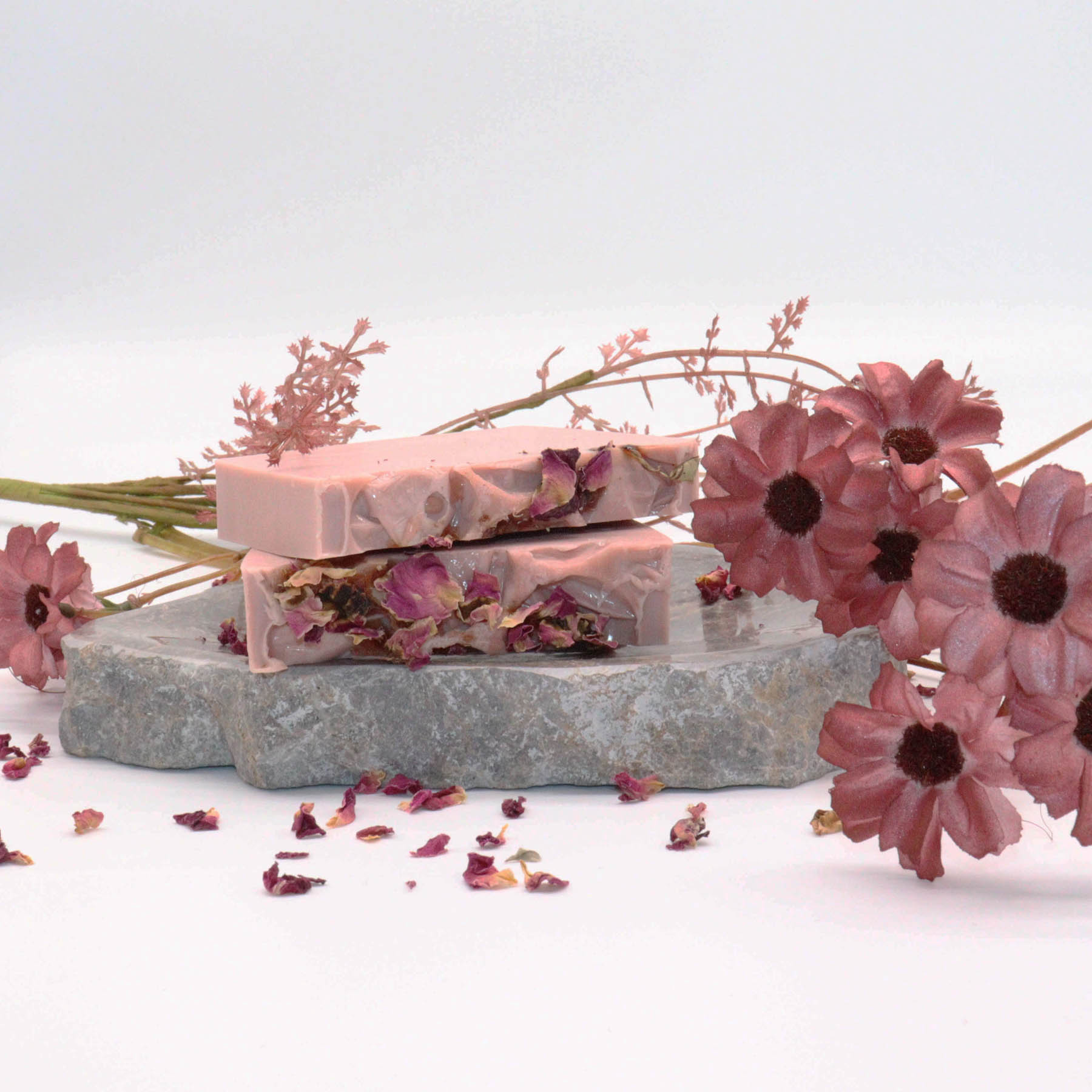 Rose & Vanilla Sliced Soap Loaf (13 Pieces)2