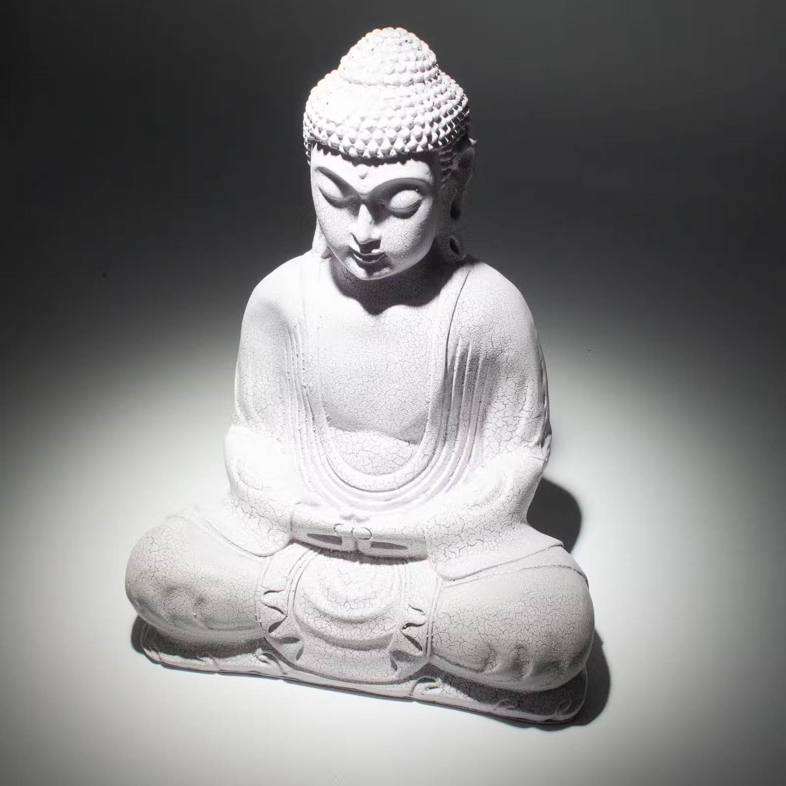 Lavender Crackle Meditation Buddha Lamp with Oval Stand5