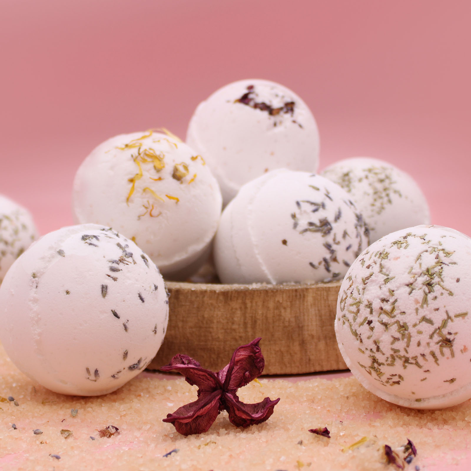 The Ultimate Aromatherapy Himalayan Bath Bomb Gift Set2