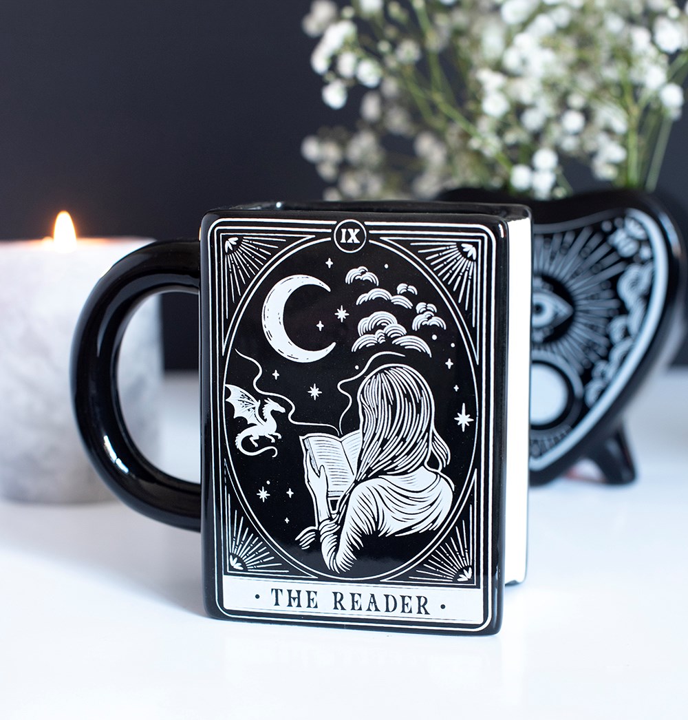 The Reader Book Shaped Ceramic Mug (450ml)4