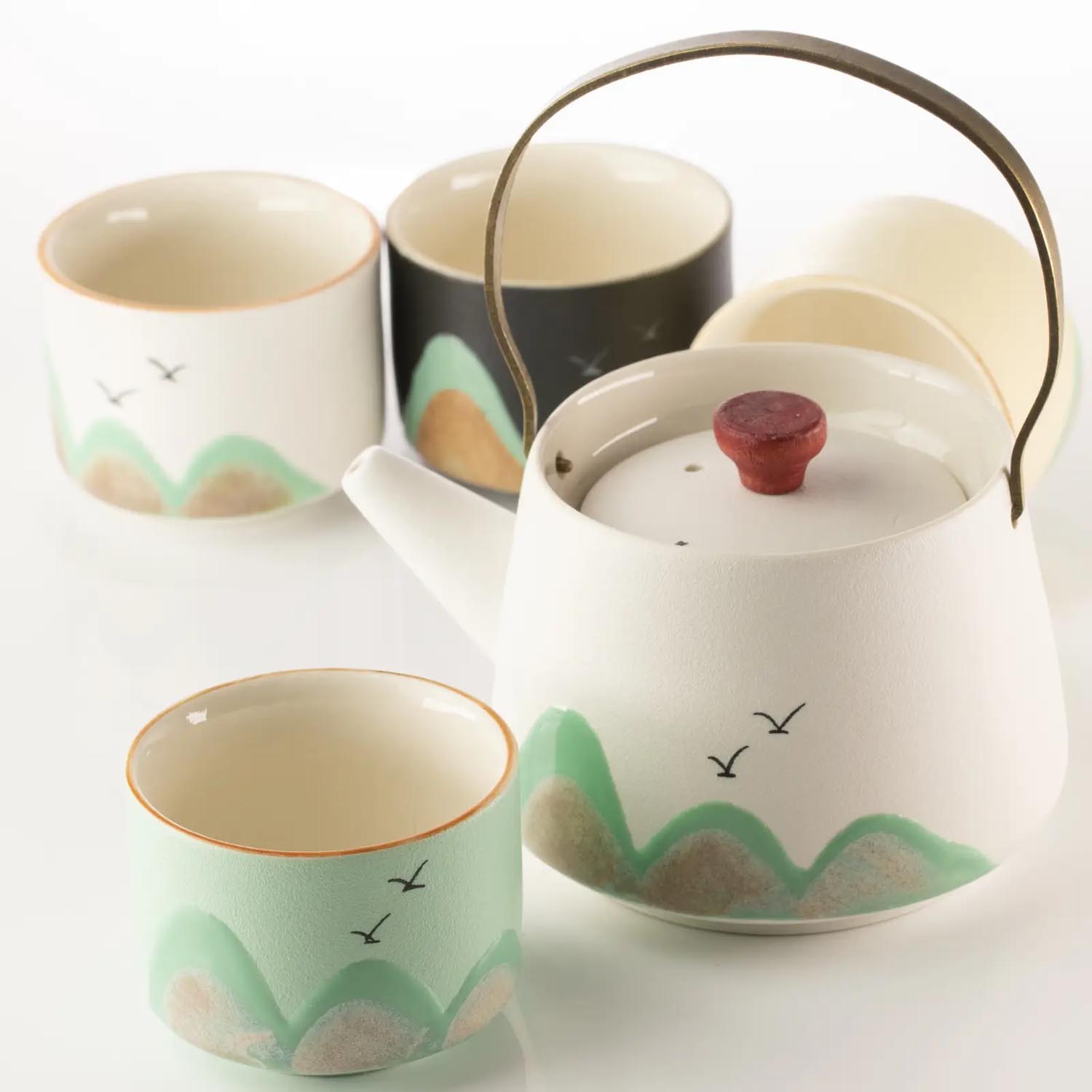 Thousand Miles Ceramic Tea Set with 4 Cups10