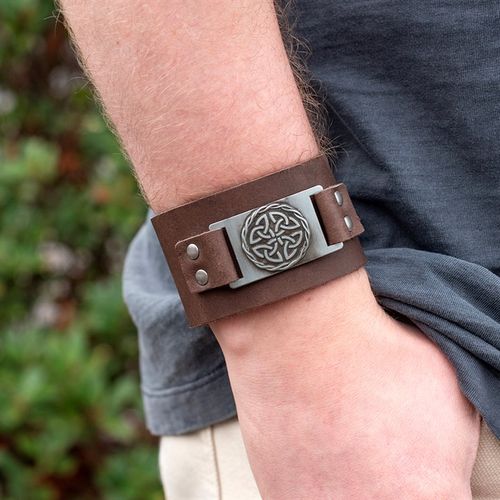 Brown Real Leather Celtic Shield Knot Cuff Bracelet4