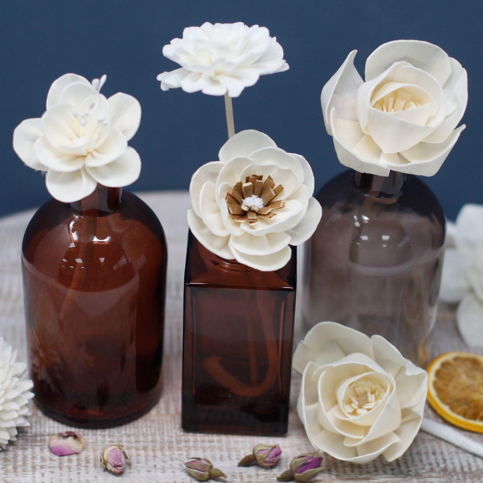 Set of 4 Large Lily Diffuser Flowers with String Wicks4