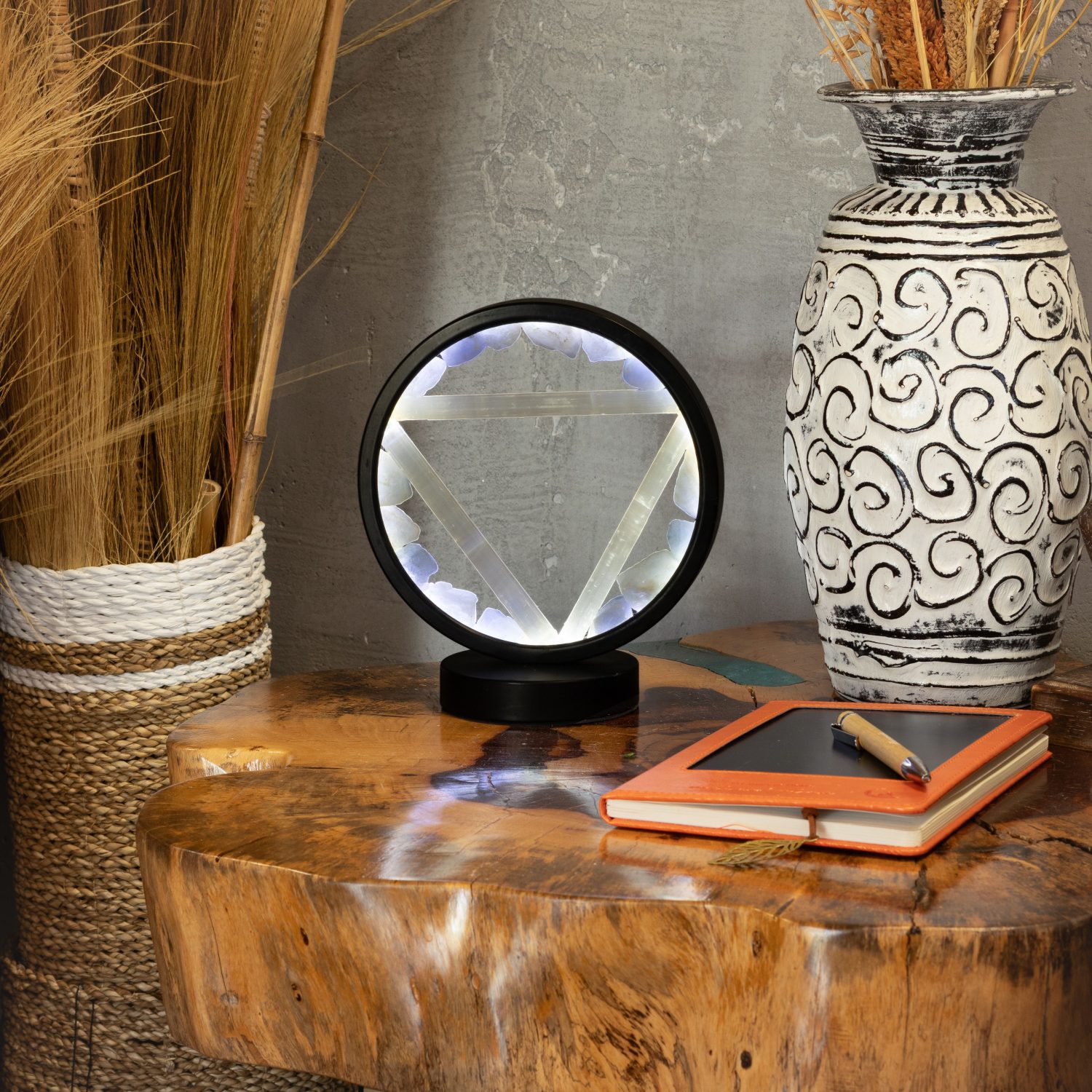 Aquamarine & Selenite Gemstone Halo Lamp – Water6
