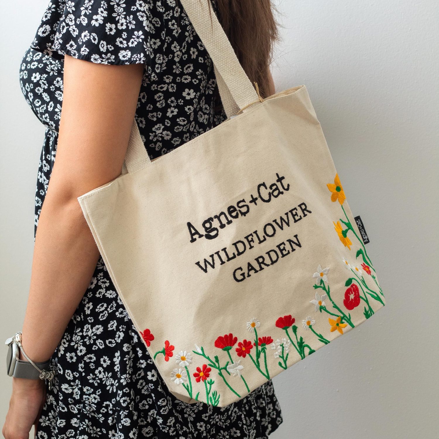 Agnes + Cat Wildflower Garden Tote Bag – Red Flowers3