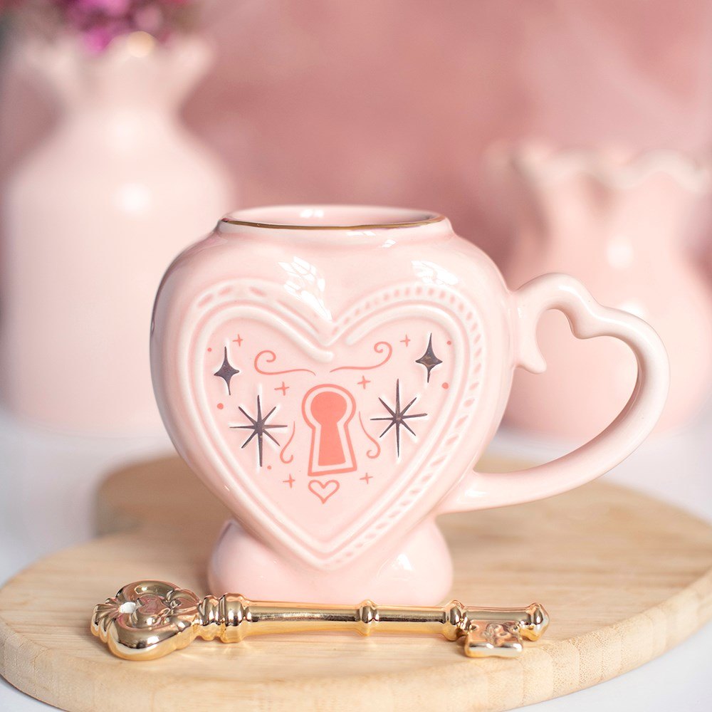 Pink Heart Locket Mug with Gold-Tone Key Stirrer (350ml)5