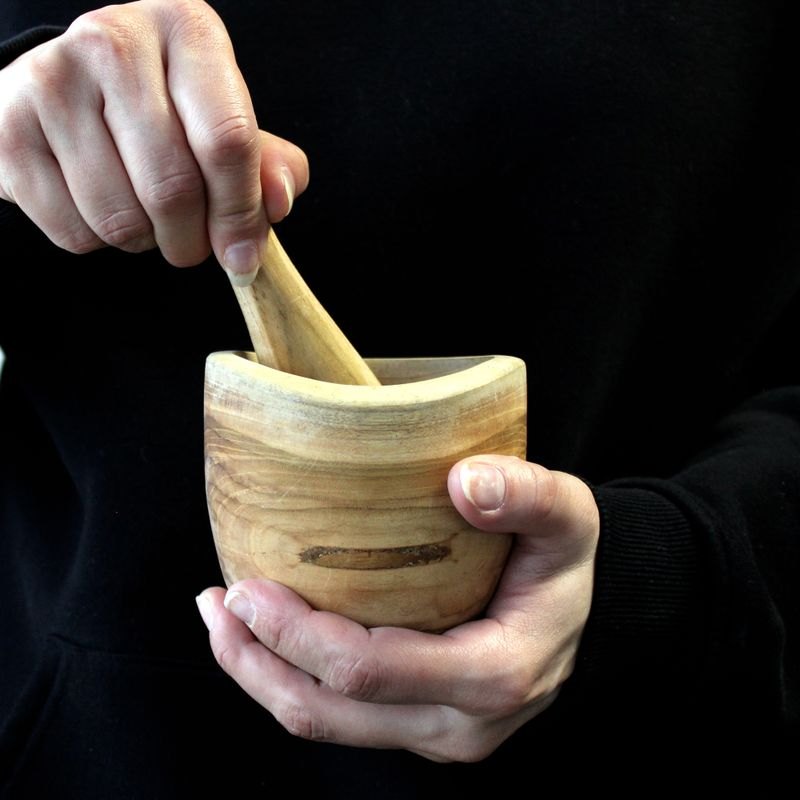 Small Ergo Teak Pestle & Mortar3