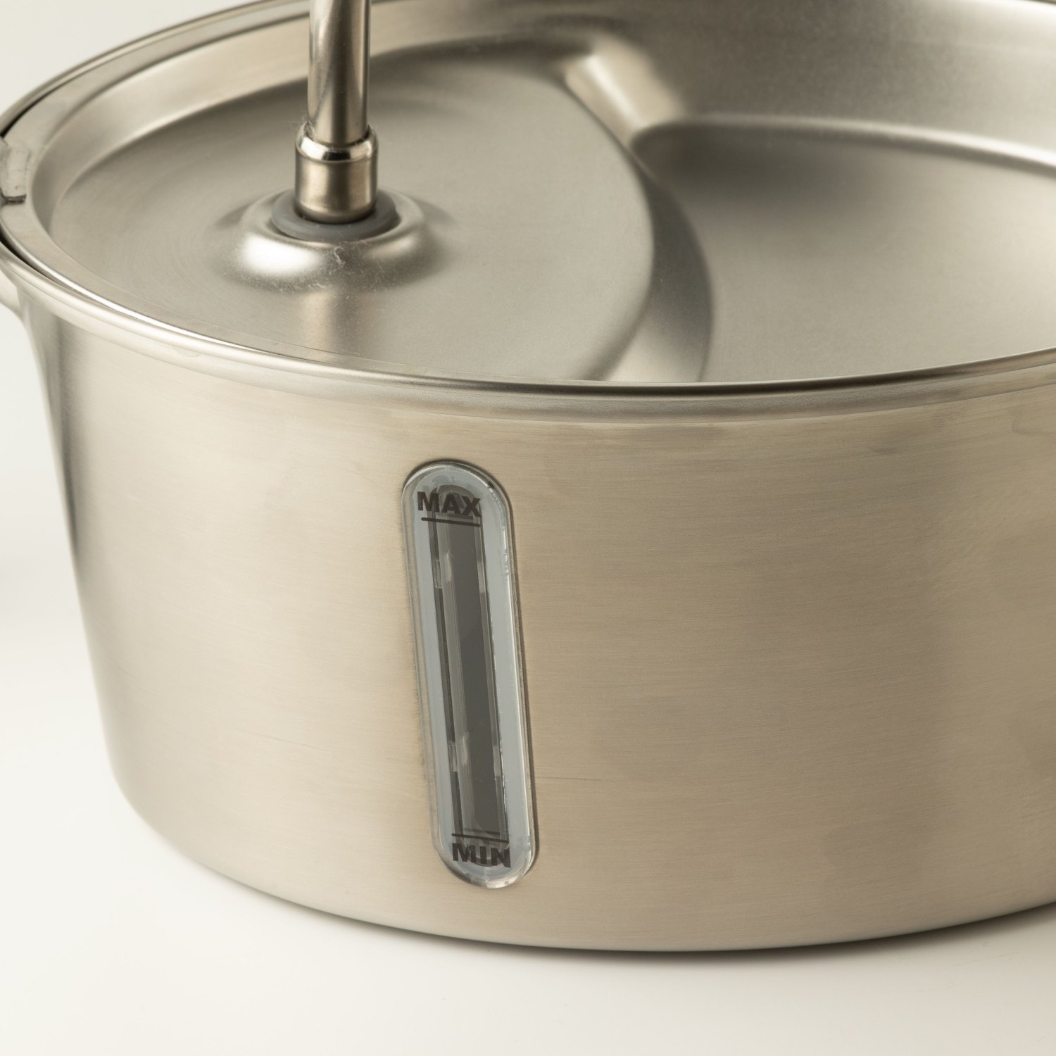 PAW 2.5L Stainless Steel Electric Pet Water Fountain1