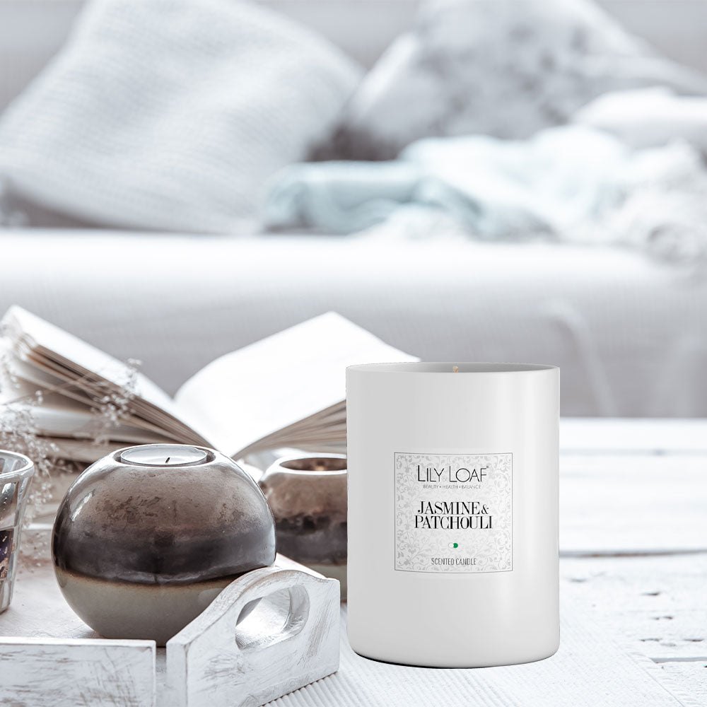 Lily & Loaf Jasmine & Patchouli Soy Wax Candle3