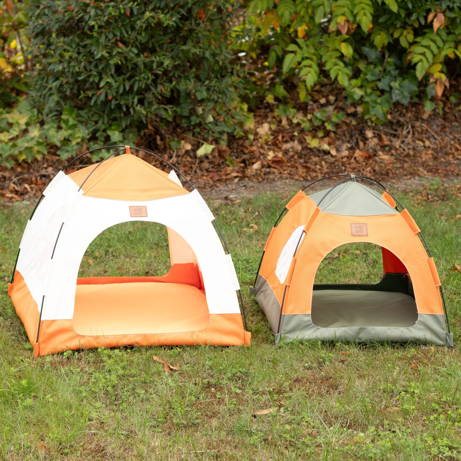 PAW Green & Orange Tent Pet Bed – 48 × 48 × 40cm9
